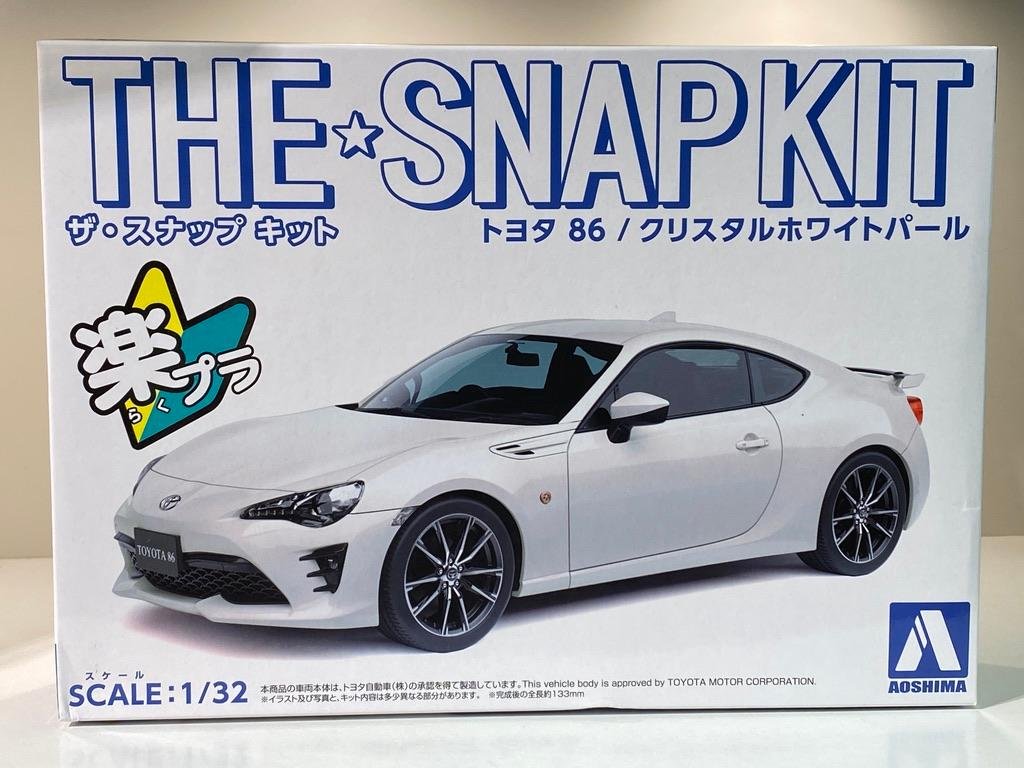 1/32 "The snap kit" Toyota 86 vit fr Aoshima