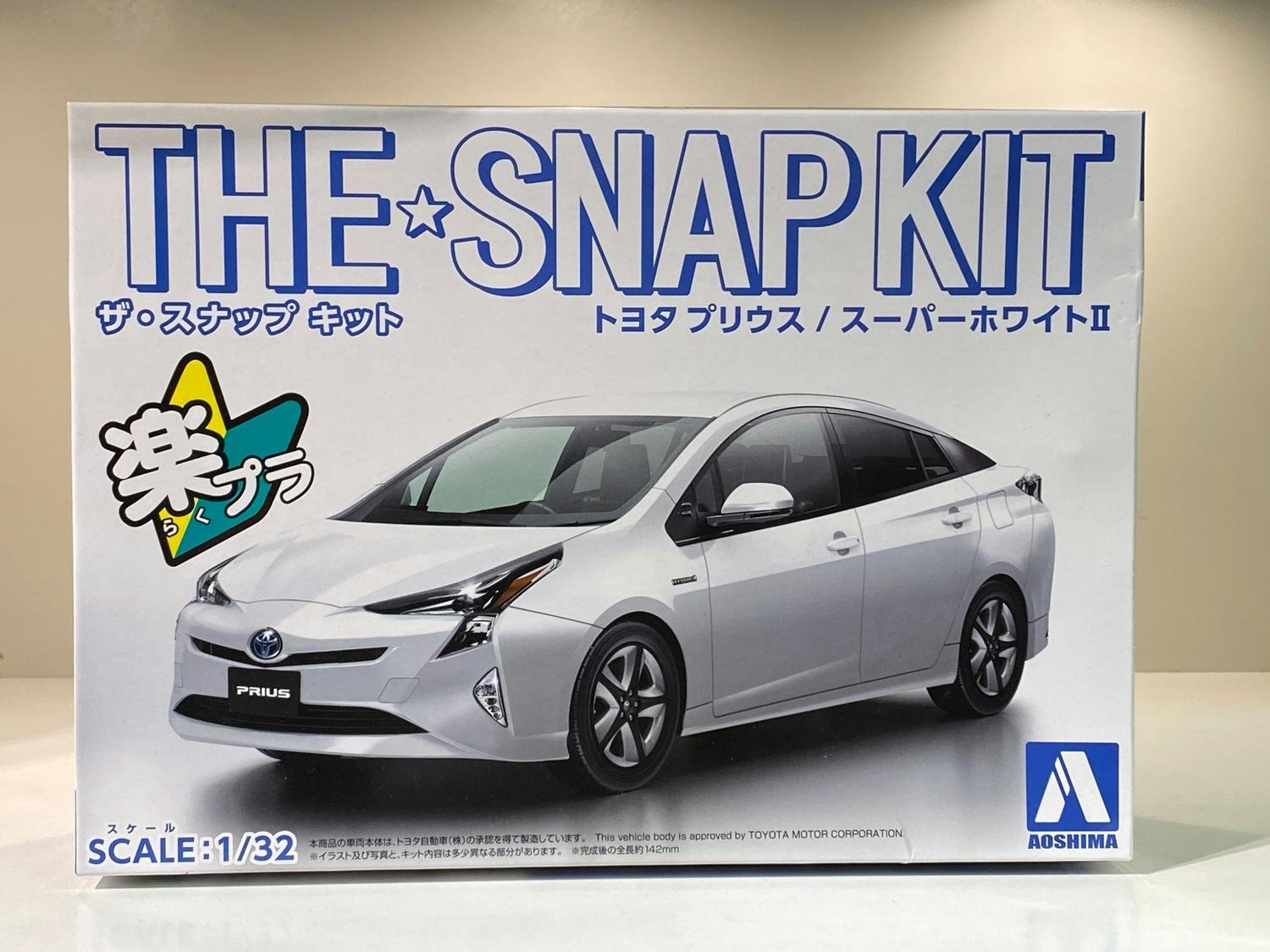 1/32 "The snap kit" Toyota Prius vit fr Aoshima