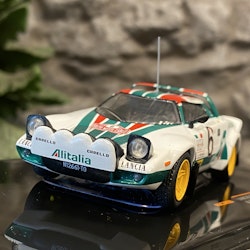 Skala 1/43 - 1976 Lancia Stratos #6 BWaldegard/H.Thorszelius  fr IXO-models