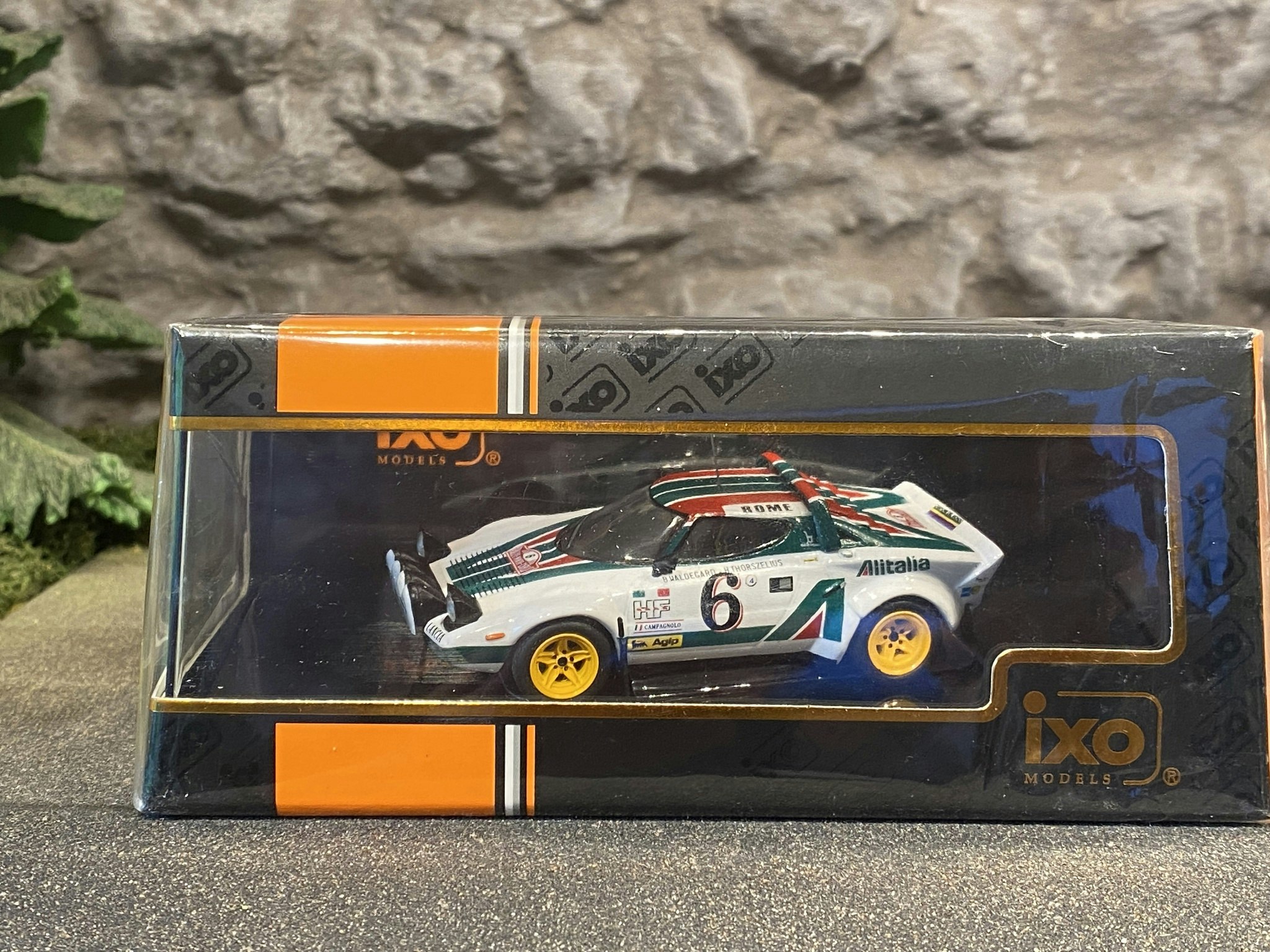 Skala 1/43 - 1976 Lancia Stratos #6 BWaldegard/H.Thorszelius  fr IXO-models