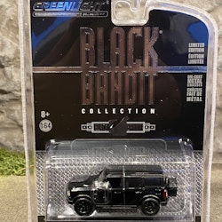 Skala 1/64 Ford Bronco Wildtrak 21' "Black Bandit Collection" från Greenlight