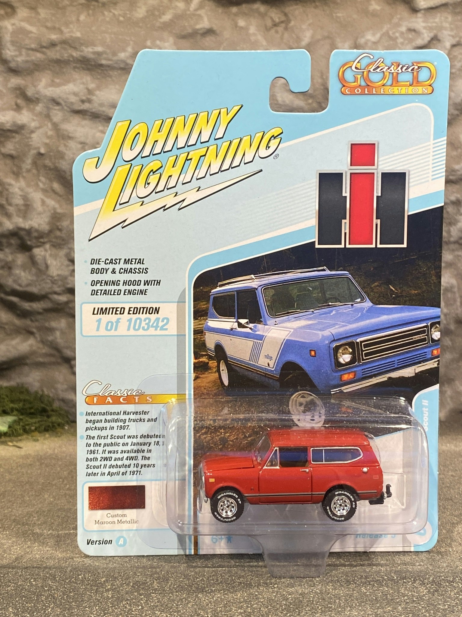 Skala 1/64 International Scout II 1979' Mröd fr Johnny Lightning