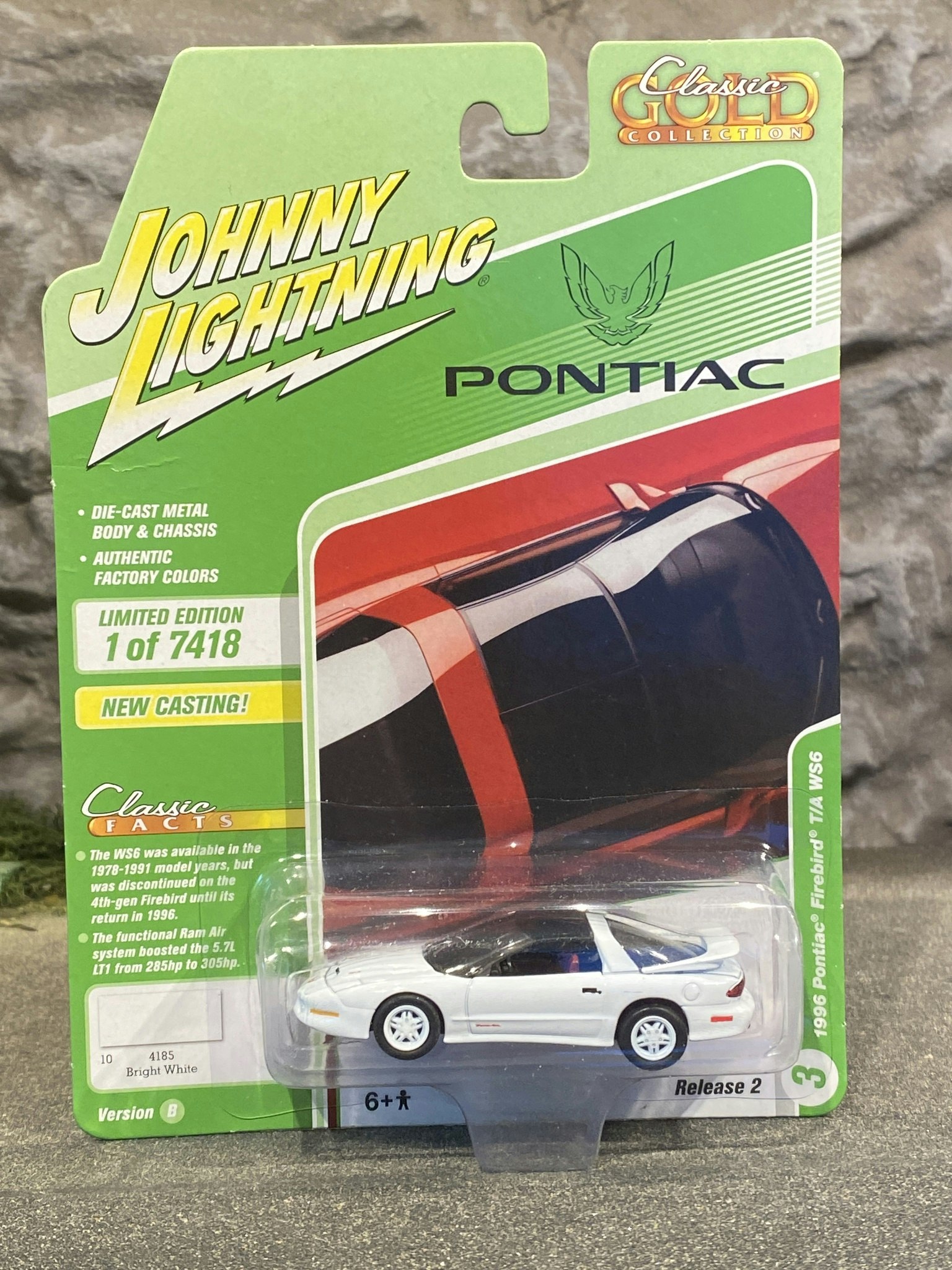 Skala 1/64 - Pontiac Firebird T/A WS6 1996' från Johnny Lightning