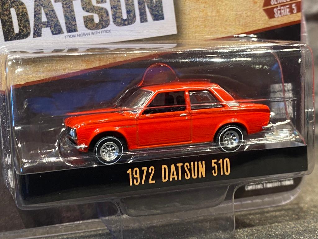 Skala 1/64 Datsun 510 72' "Vintage AD Cars" Ser.5 från Greenlight