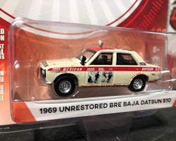 Skala 1/64 Unrestored Bre Baja Datsun 510 69' "Tokyo Torque" från Greenlight