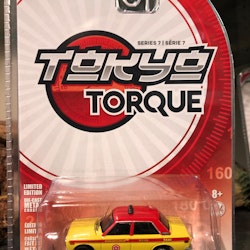 Skala 1/64 Datsun 510 4-door Sedan 70' (Taxi) "Tokyo Torque" från Greenlight