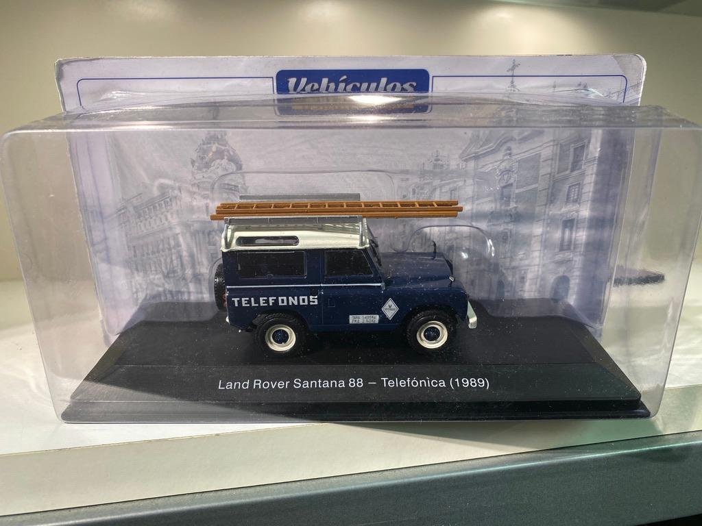 Skala 1/43 Land Rover Santana 88 - Telefonica (1989) fr Ixo Models /