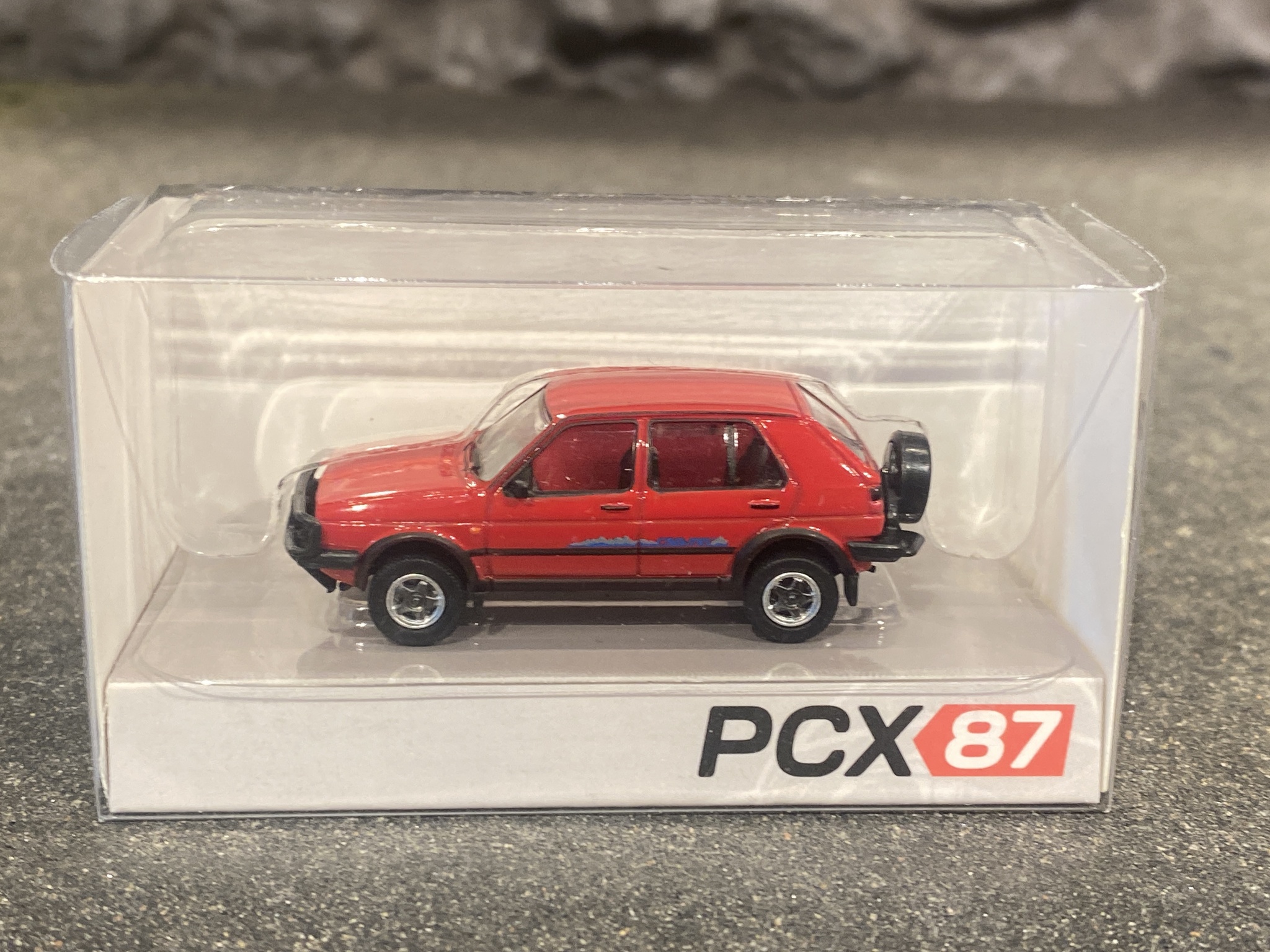 Skala 1/87 h0, Volkswagen Golf II Country, Röd från PCX87