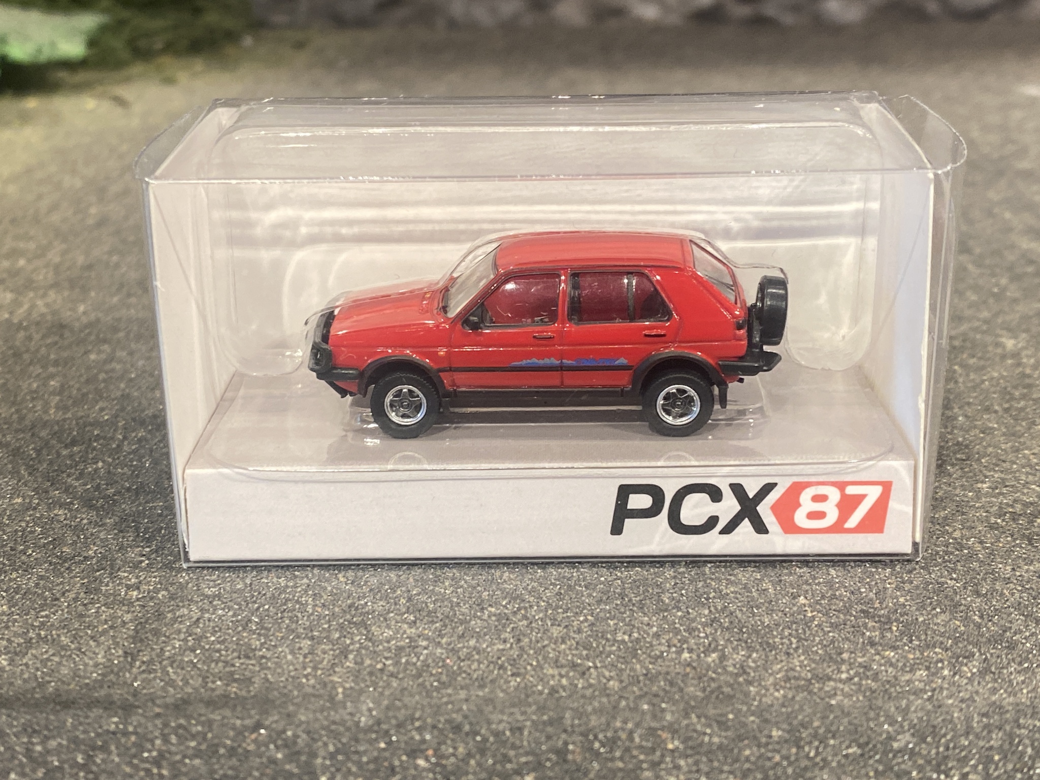 Skala 1/87 h0, Volkswagen Golf II Country, Röd från PCX87