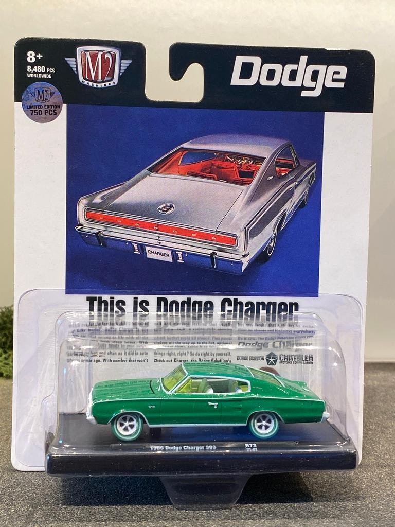 Skala 1/64 Dodge Charger 383 66' från M2