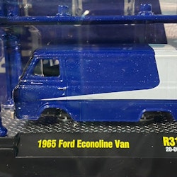 Skala 1/64 Billyft m Ford Econoline Van 65' från M2