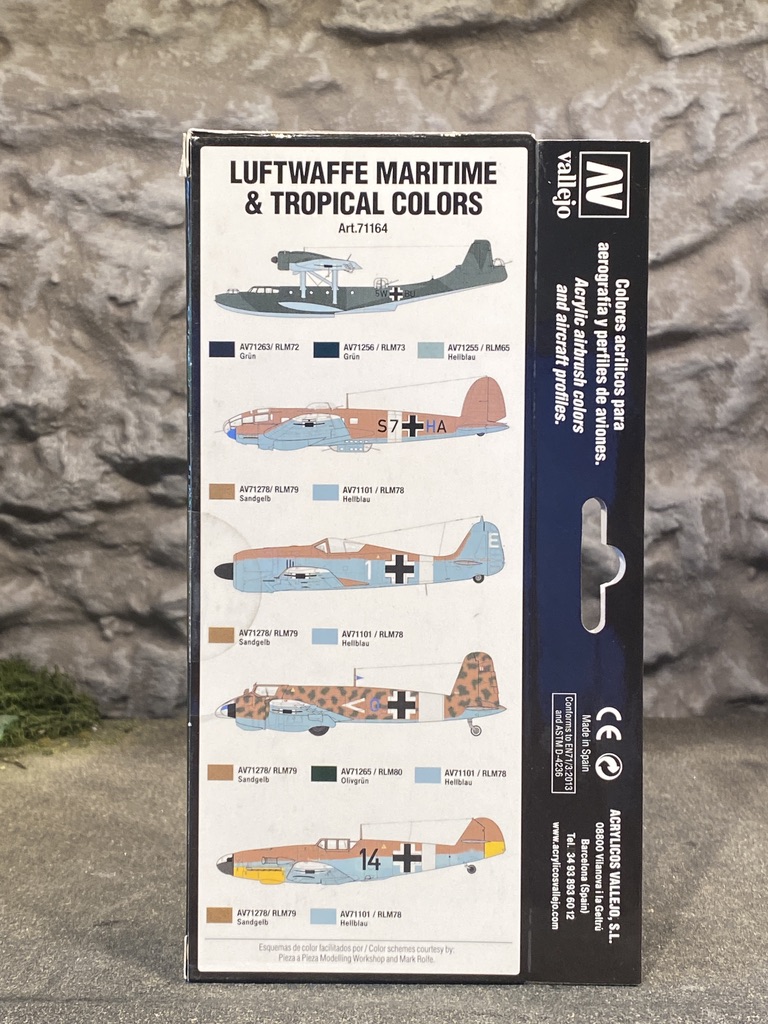 Vallejo Model Air Set, Färg: Luftwaffe Maritime & Tropical Set 8 flaskor á 17ml, 71164