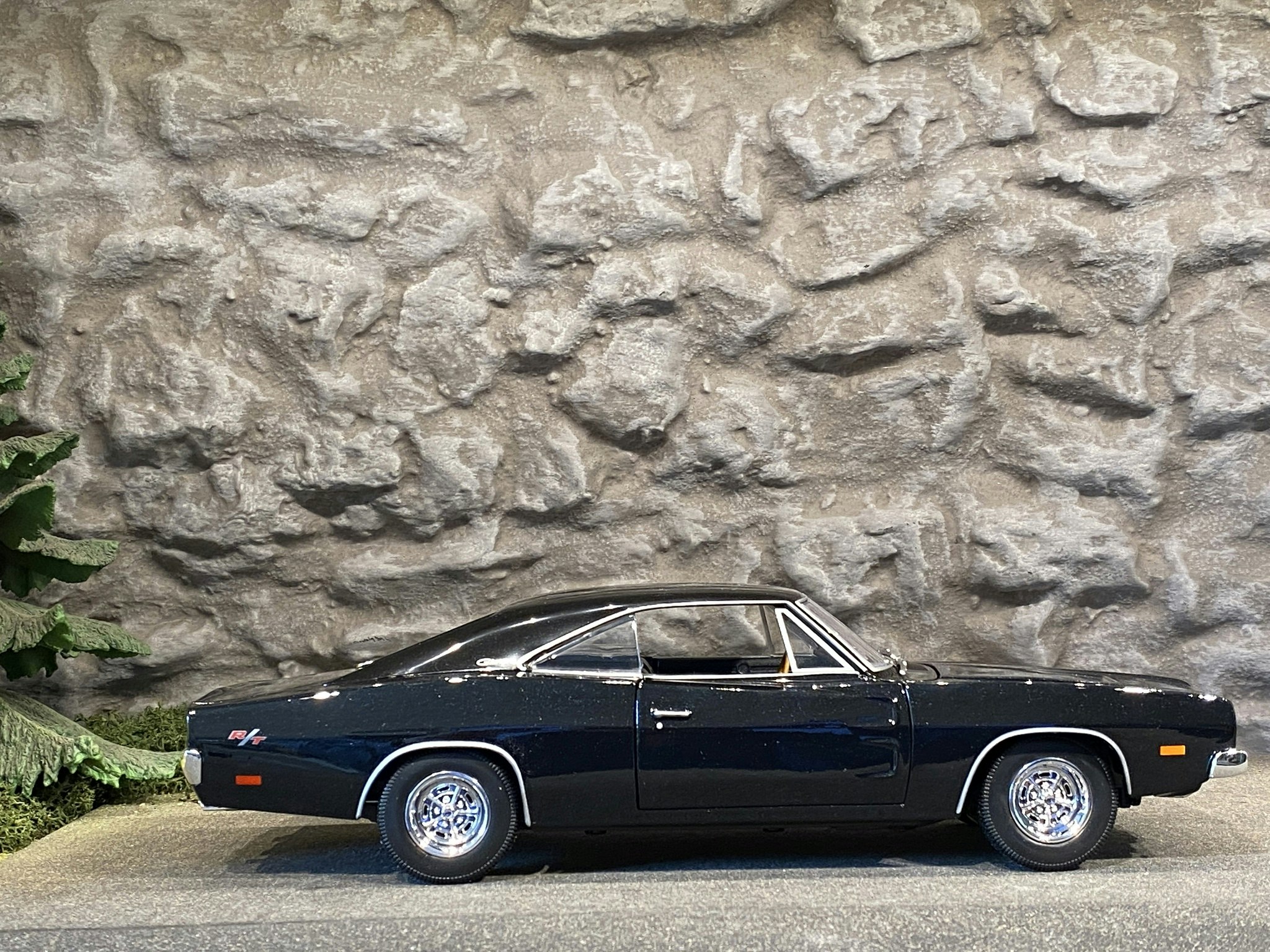 Skala 1/18 Riktigt fin Dodge Charger R/T 1969'  fr Maisto Special Edition
