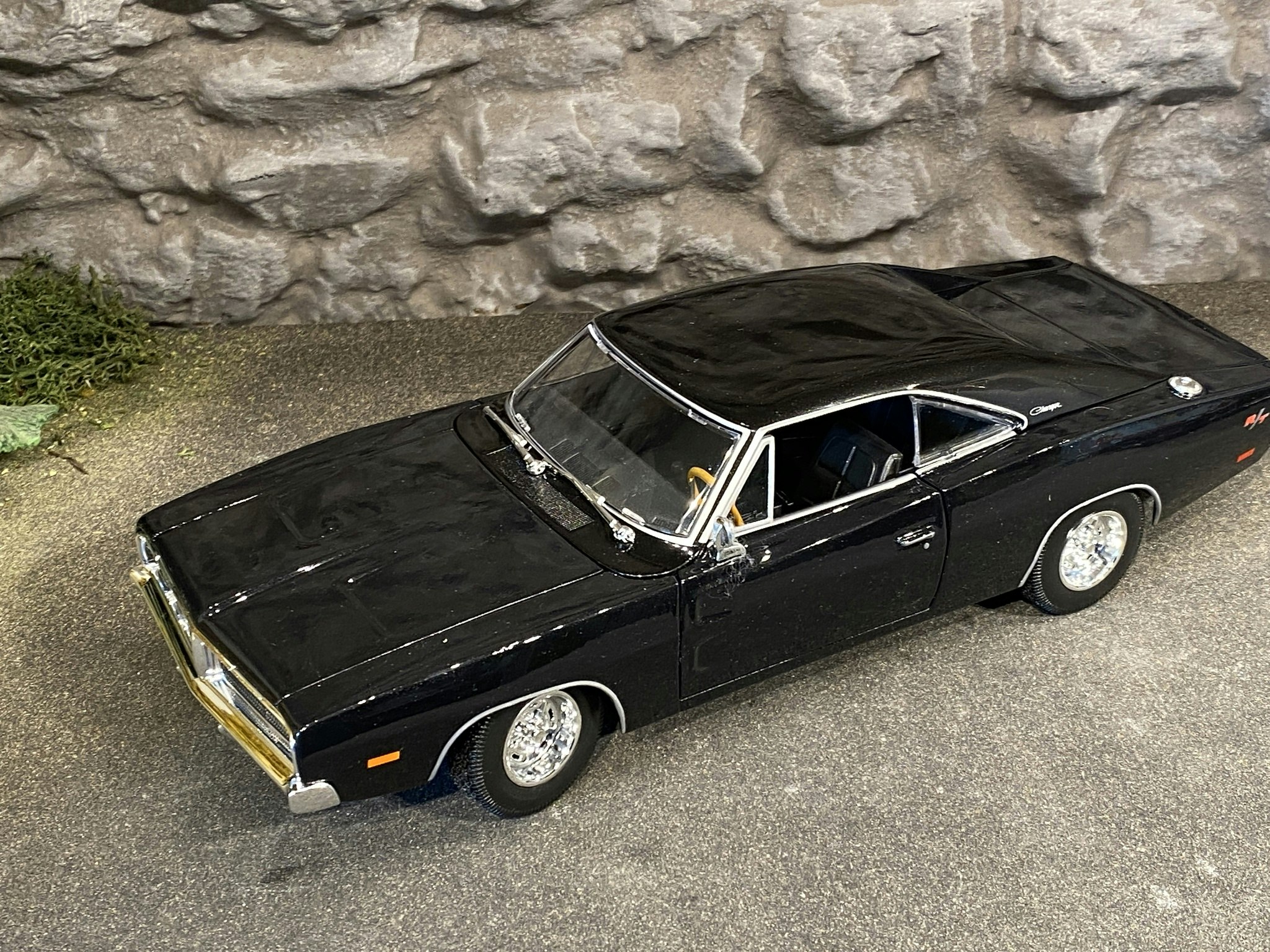 Skala 1/18 Riktigt fin Dodge Charger R/T 1969'  fr Maisto Special Edition