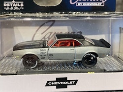Skala 1/64 Chevrolet Camaro SS 350 68' fr M2