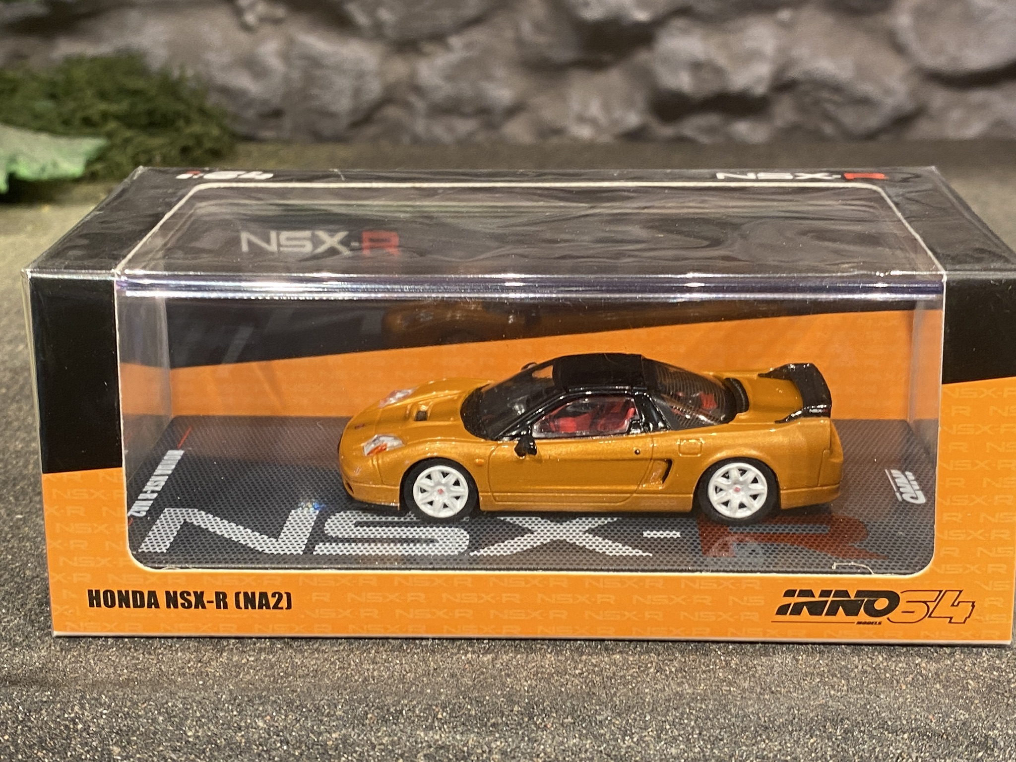 Skala 1/64 Honda NSX-R (NA2), Imola Orange Pearl fr Inno64