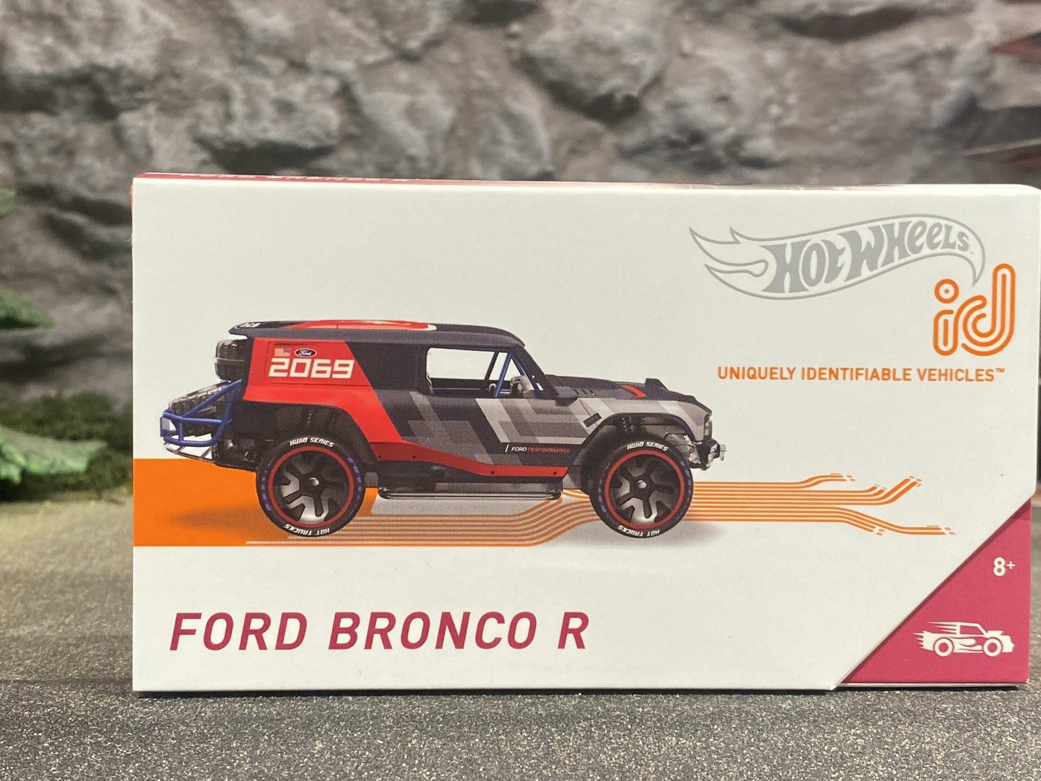 Skala 1/64 Hot Wheels ID: Ford Bronco R