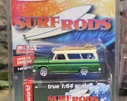 Skala 1/64 Chevrolet Suburban 65' " Surf Rods" fr Auto World