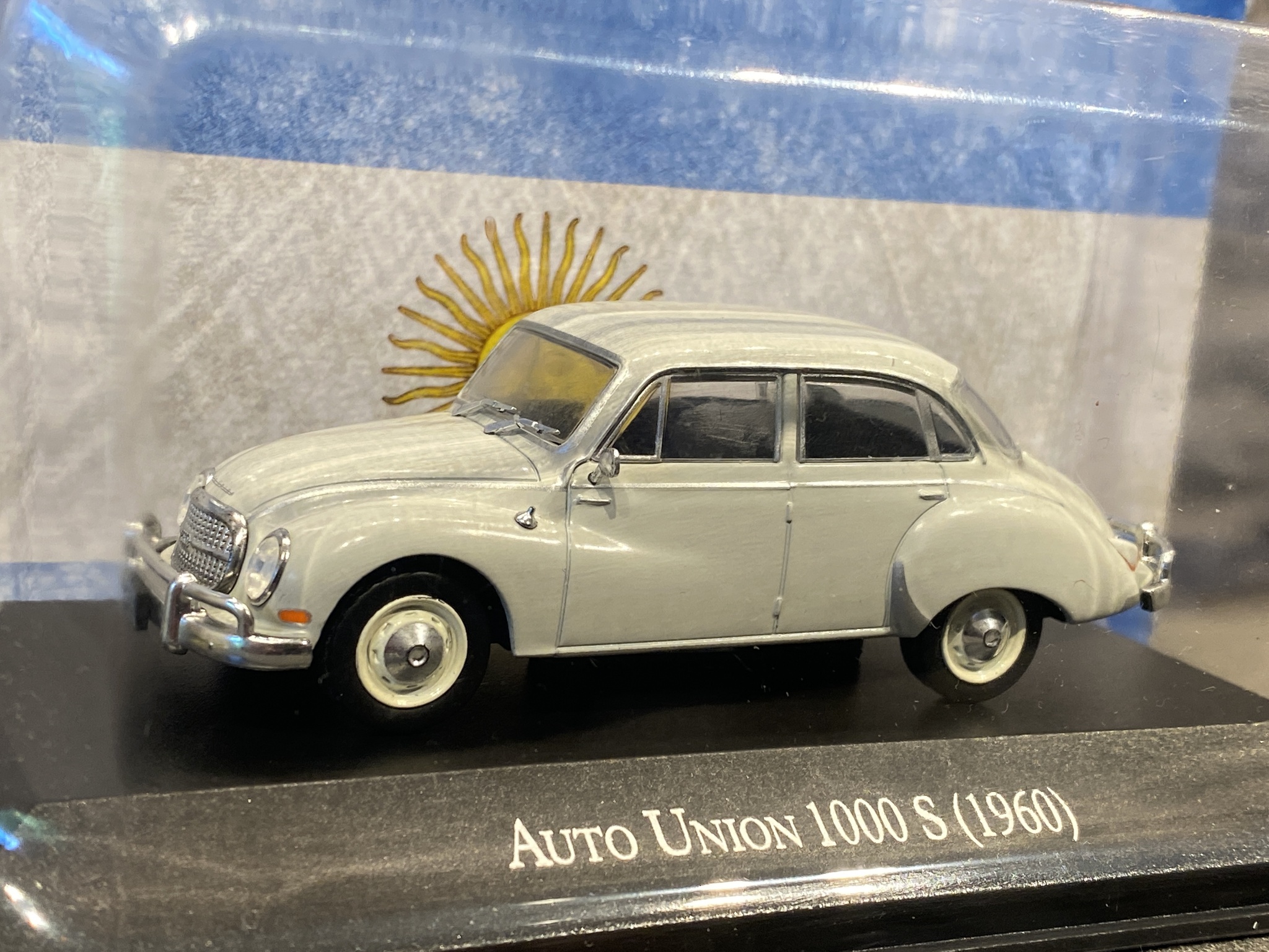 Skala 1/43: Auto Union 1000 S 60' från Rubbo