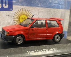 Skala 1/43: Fiat Uno EF 90' från Rubbo