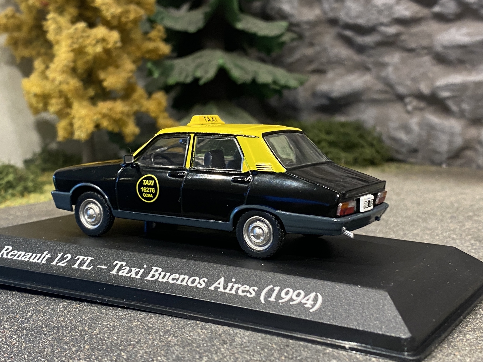 Skala 1/43: Renault 12 TL - Taxi Buenos Aires 94' från Rubbo