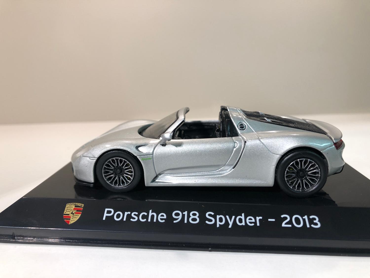 Skala 1/43: Porsche 918 Spyder 2013 från S.A. Agustin