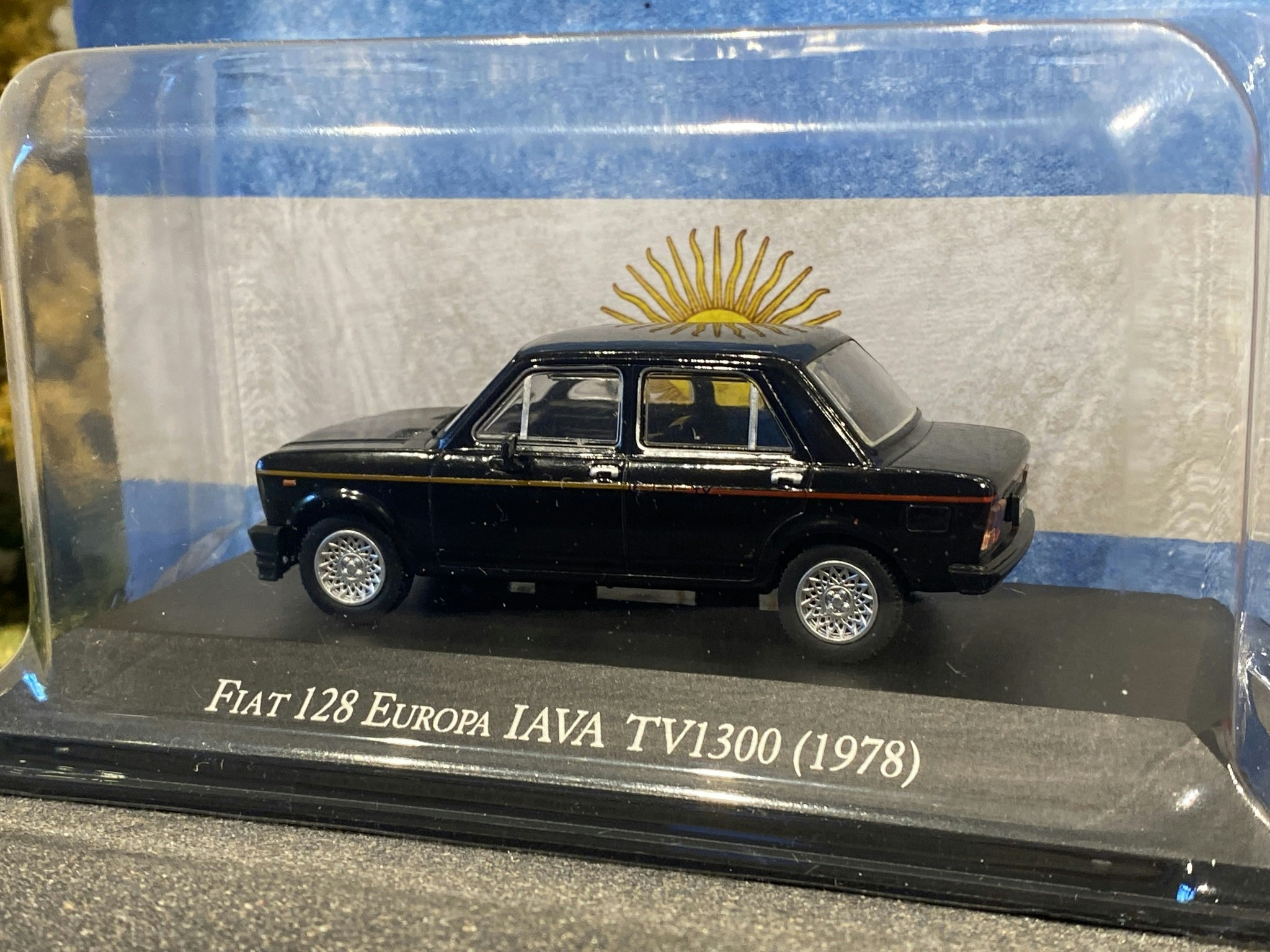 Skala 1/43: Fiat 128 78' från Rubbo