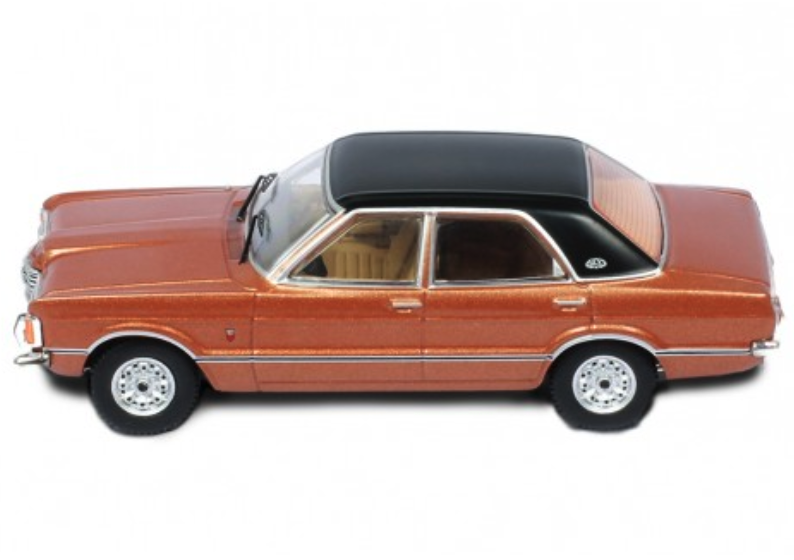 Skala 1/43 - 1973 Ford Taunus , GLX, Kopparfärgad fr IXO-models