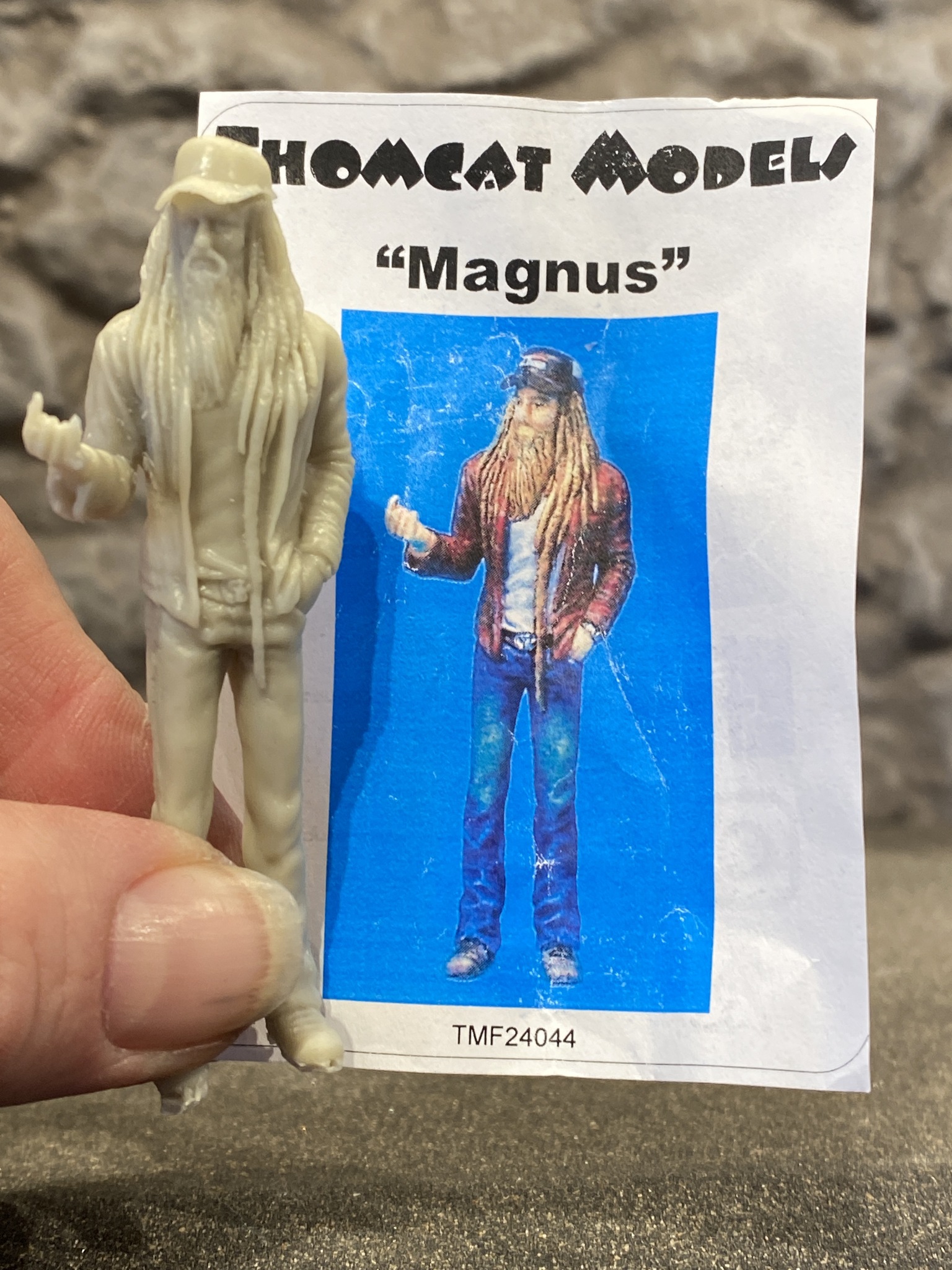 Skala 1/24 Magnus - Omålad figur i plast från Scale Production