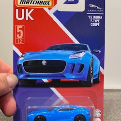 Skala 1/64 UK: Jaguar F-type Coupe 15' från Matchbox