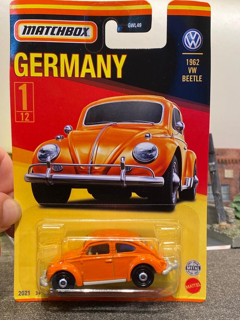 Skala 1/64 Matchbox Germany: Volkswagen Beetle Bubbla 1962'