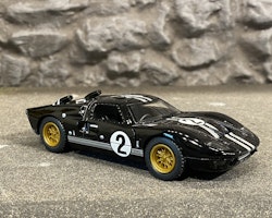 Skala 1/32 Ford GT40 MKII 1966' Svart med pullbackmotor fr Kinsmart