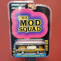 Skala 1/64 Dodge Challenger 340 71' "The Mod Squad" från Greenlight Hollywood