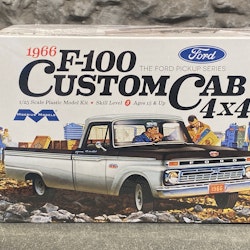 Skala 1/25, 1966 Ford F-100 Custom cab 4x4, The Ford Pickup series fr Moebius