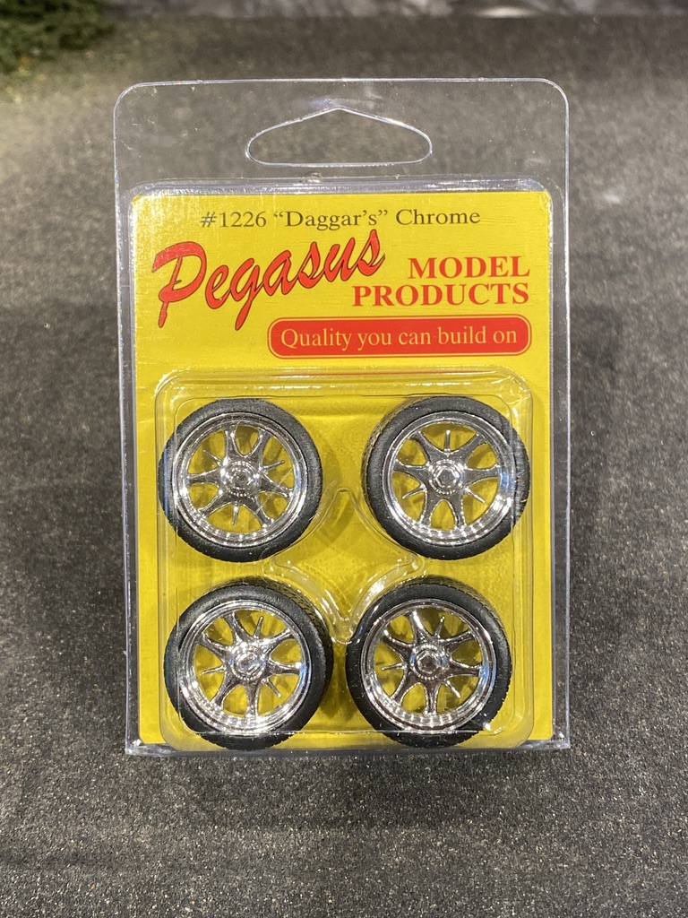 Skala 1/24 Hjul t Byggmodell: 1226 Daggars Chrome, ca 25mm fr Pegasus