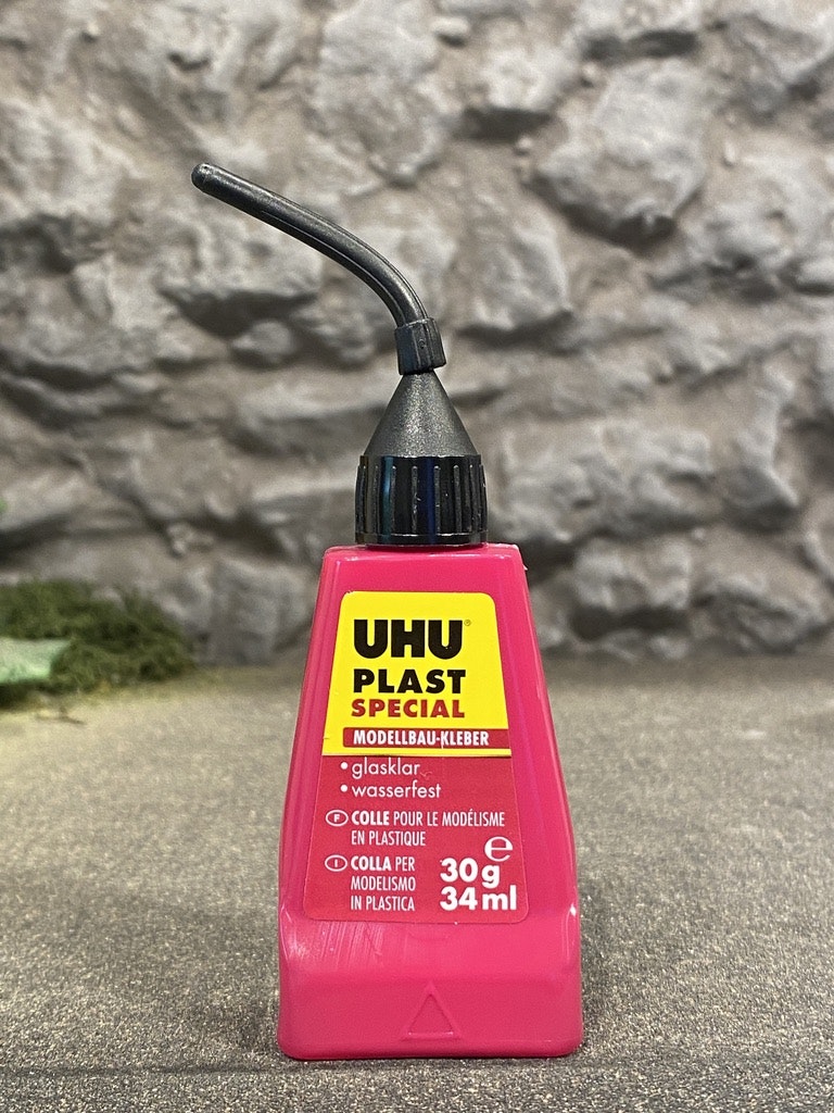 UHU Plast Special - Flaska med Modellklister 30g