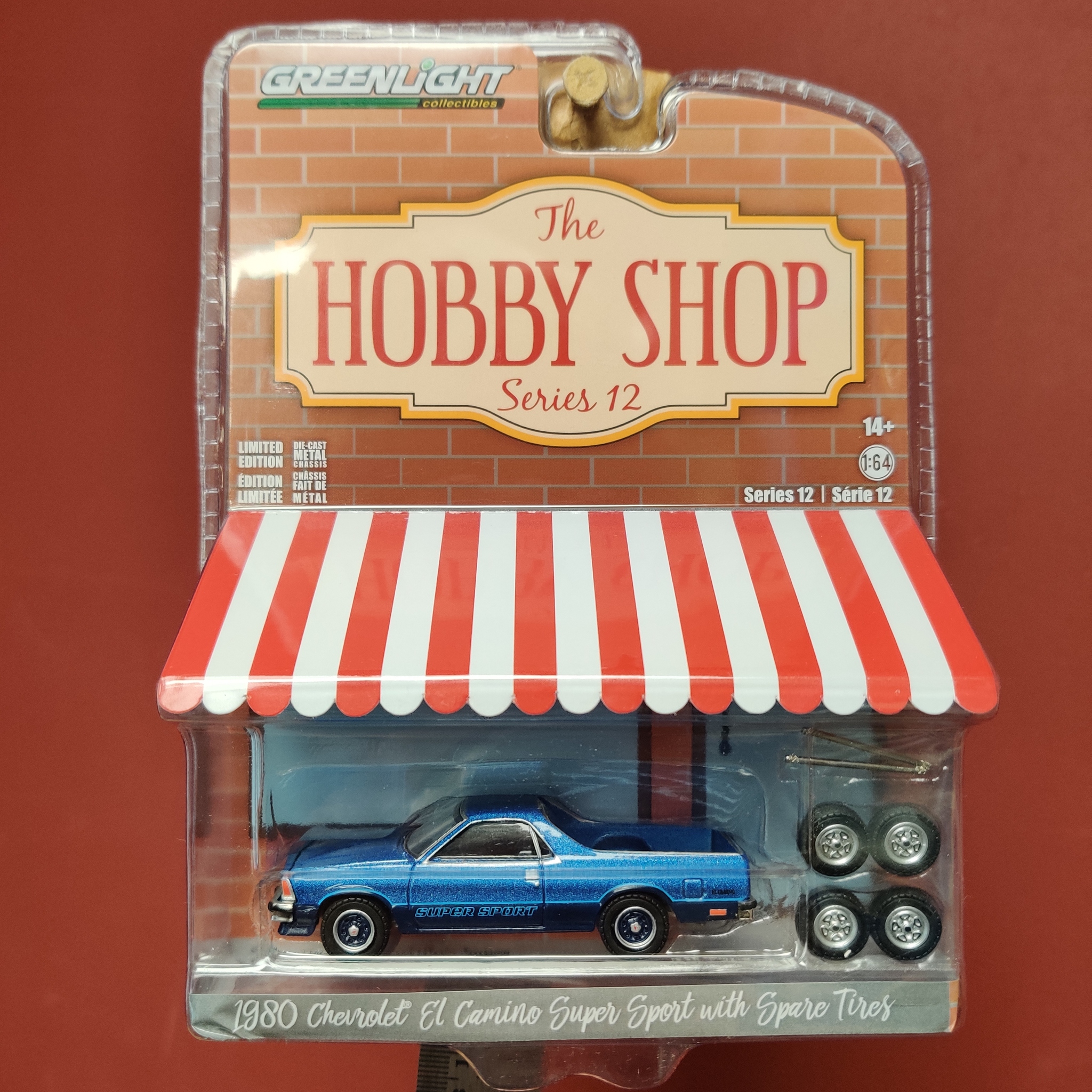 Skala 1/64 Chevrolet El Camino Super Sport "The hobby shop ser.12" från Greenlight