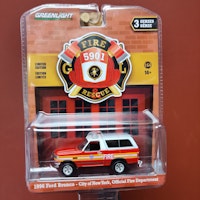 Skala 1/64 Ford Bronco 96' "City of New York Official Fire Dep 5901" f Greenlight