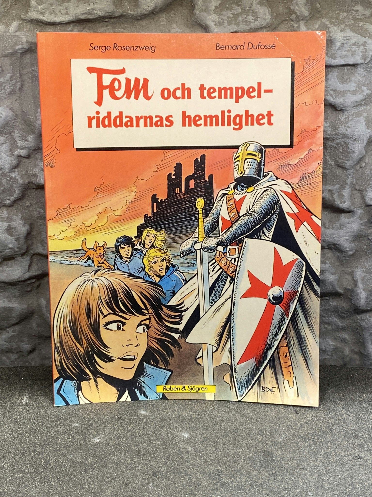 Seriealbum: FEM och tempelriddarnas hemlighet från Rabén & Sjögren