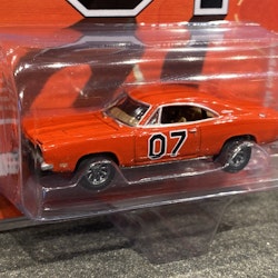 Skala 1/64 Dodge Charger R/T 69' f Johnny Lightning / OK Toys Exclusive