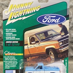 Skala 1/64 Ford Ranger XL 84' Ljusblå/vit  f Johnny Lightning