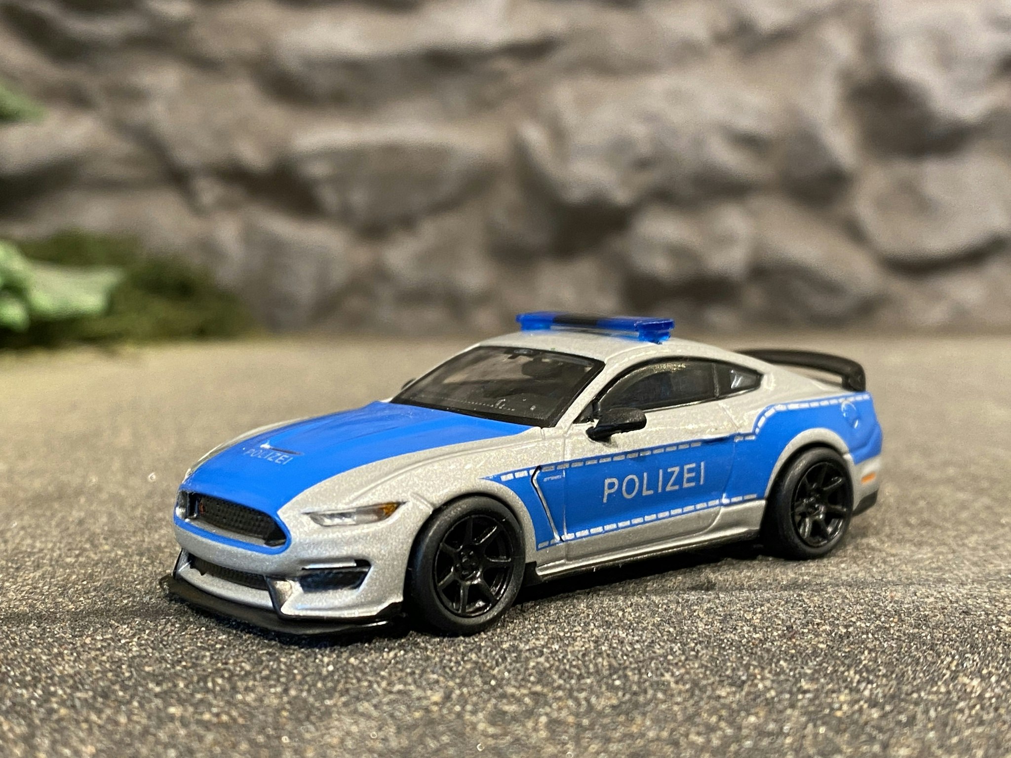 Skala 1/64 Exklusiv Ford Mustang GT, Polizei,Tysk Polis från TARMAC works