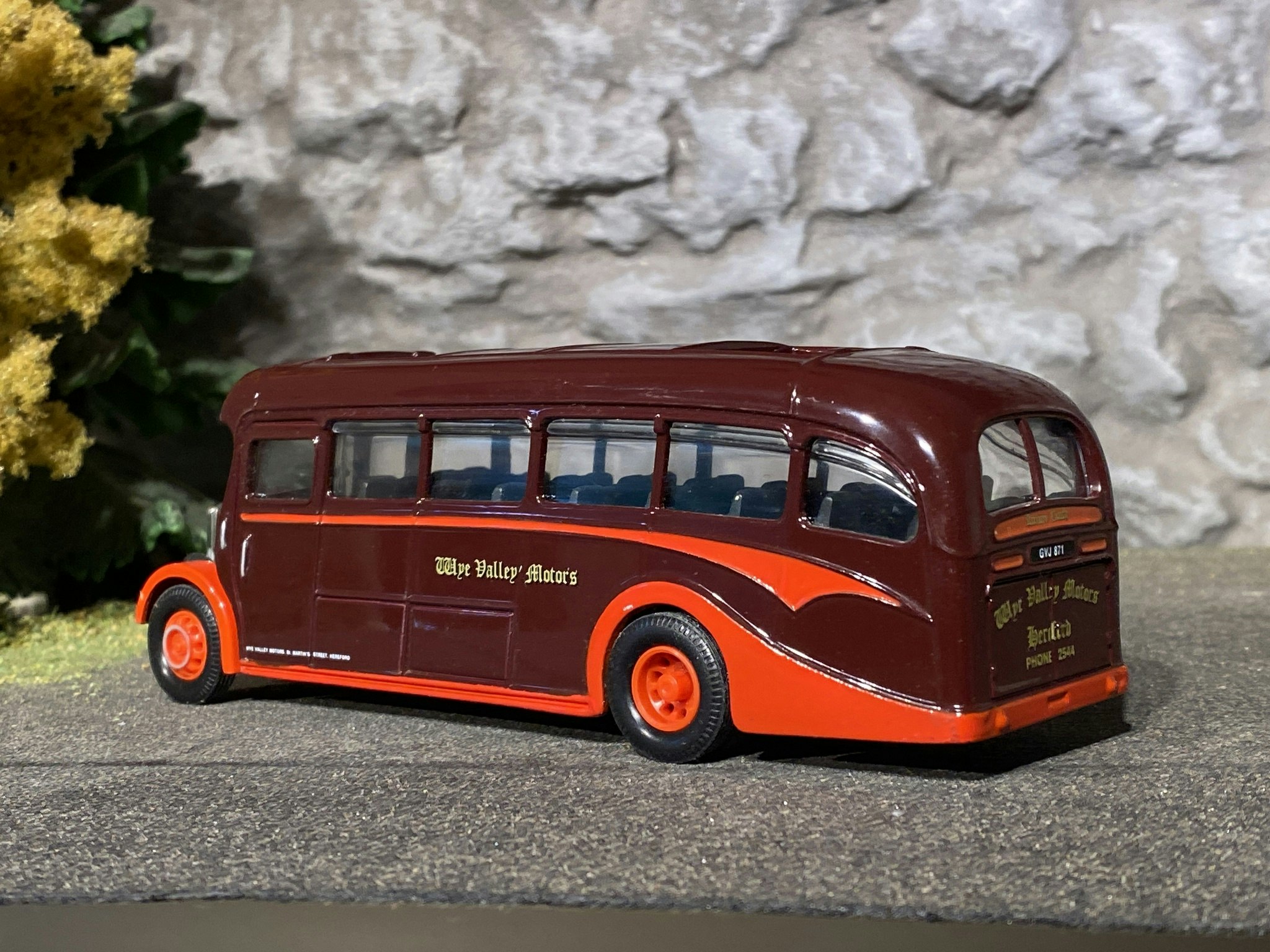 Skala 1/50 AEC Regal, WYE Valley Motors buss - Public Transport fr Corgi / Mattel UK Limited