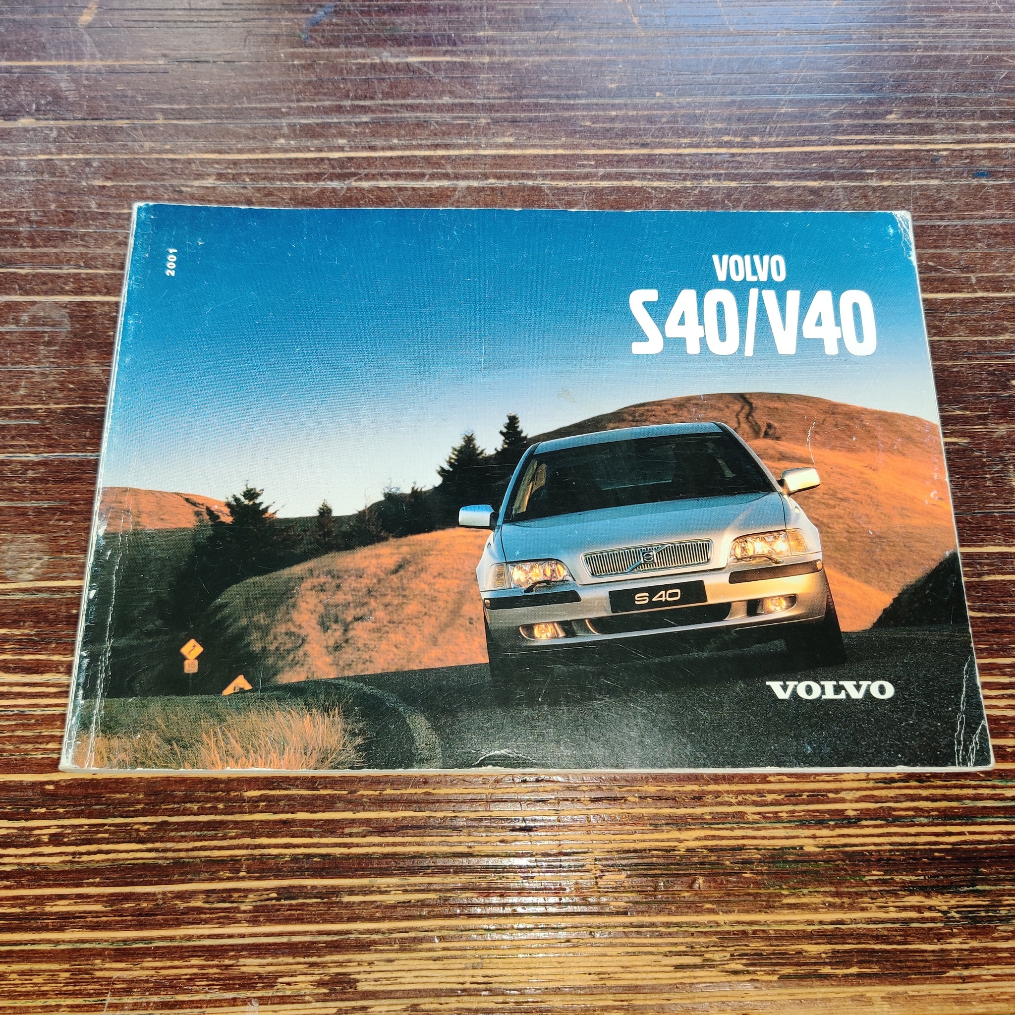 Instruktionsbok - Volvo S40 / V40 Tryckt 2001
