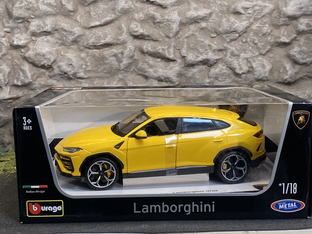 Skala 1/18 Lamborghini Urus, Gul fr Bburago