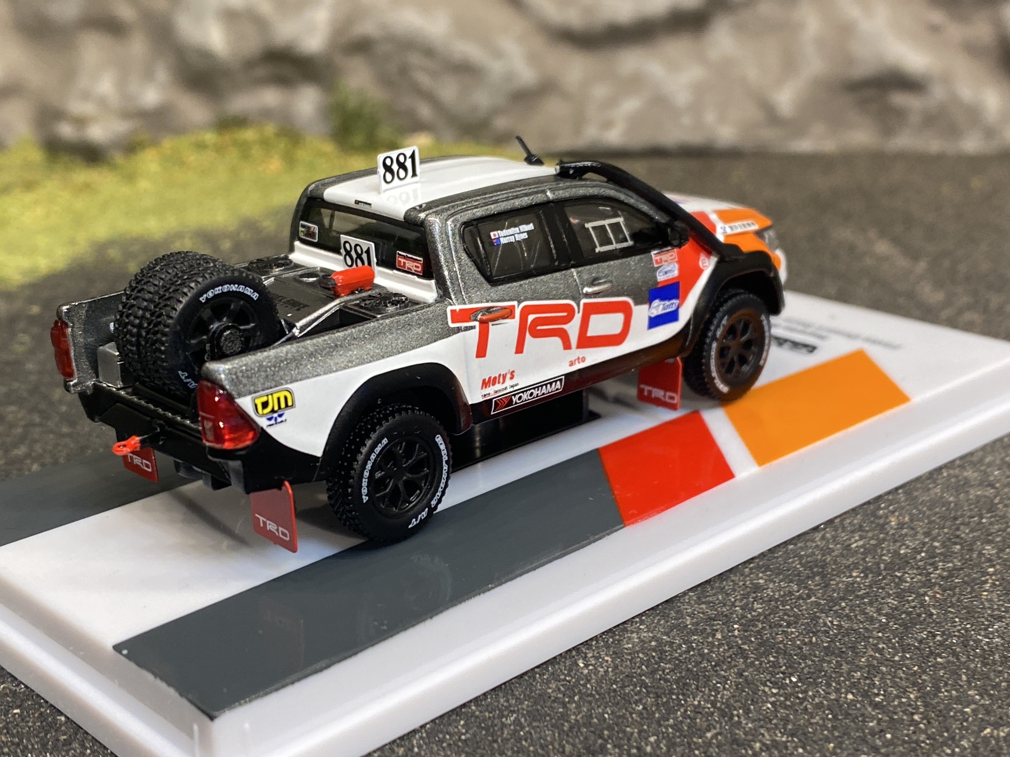 Skala 1/64 Toyota Hilux, Finke Desert Race 2019 Livery f TARMAC works