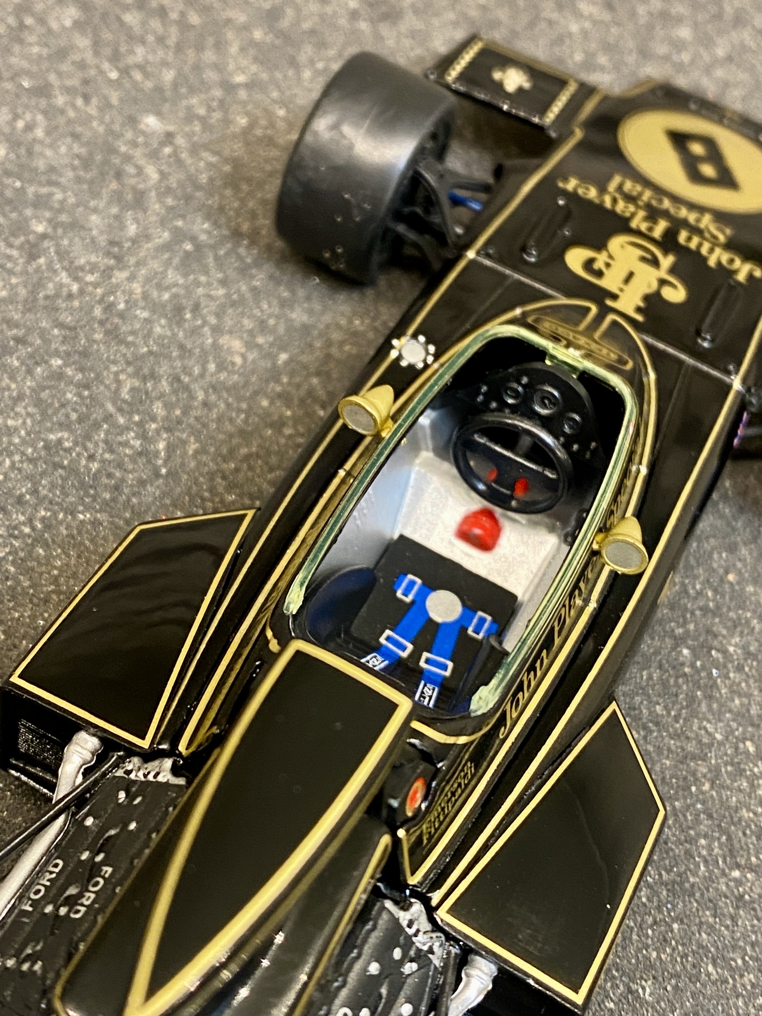 Skala 1/24 Lotus 72D, No.8, formula 1, GP Great Britain E.Fittipaldi fr IXO Models