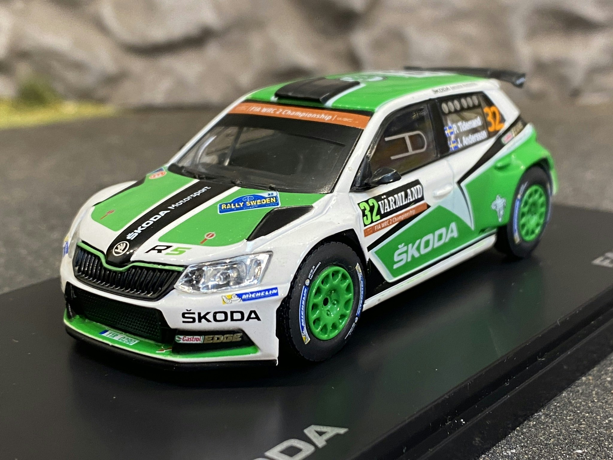 Skala 1/43 Škoda Fabia R5 No 32, Rally Sweden 2016, Tidemand - Axelsson från Abrex