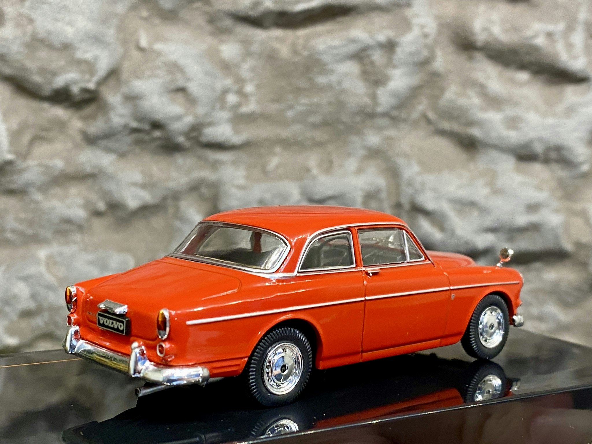 Skala 1/43, Volvo Amazon 123 GT 1968, Röd från IXO Models