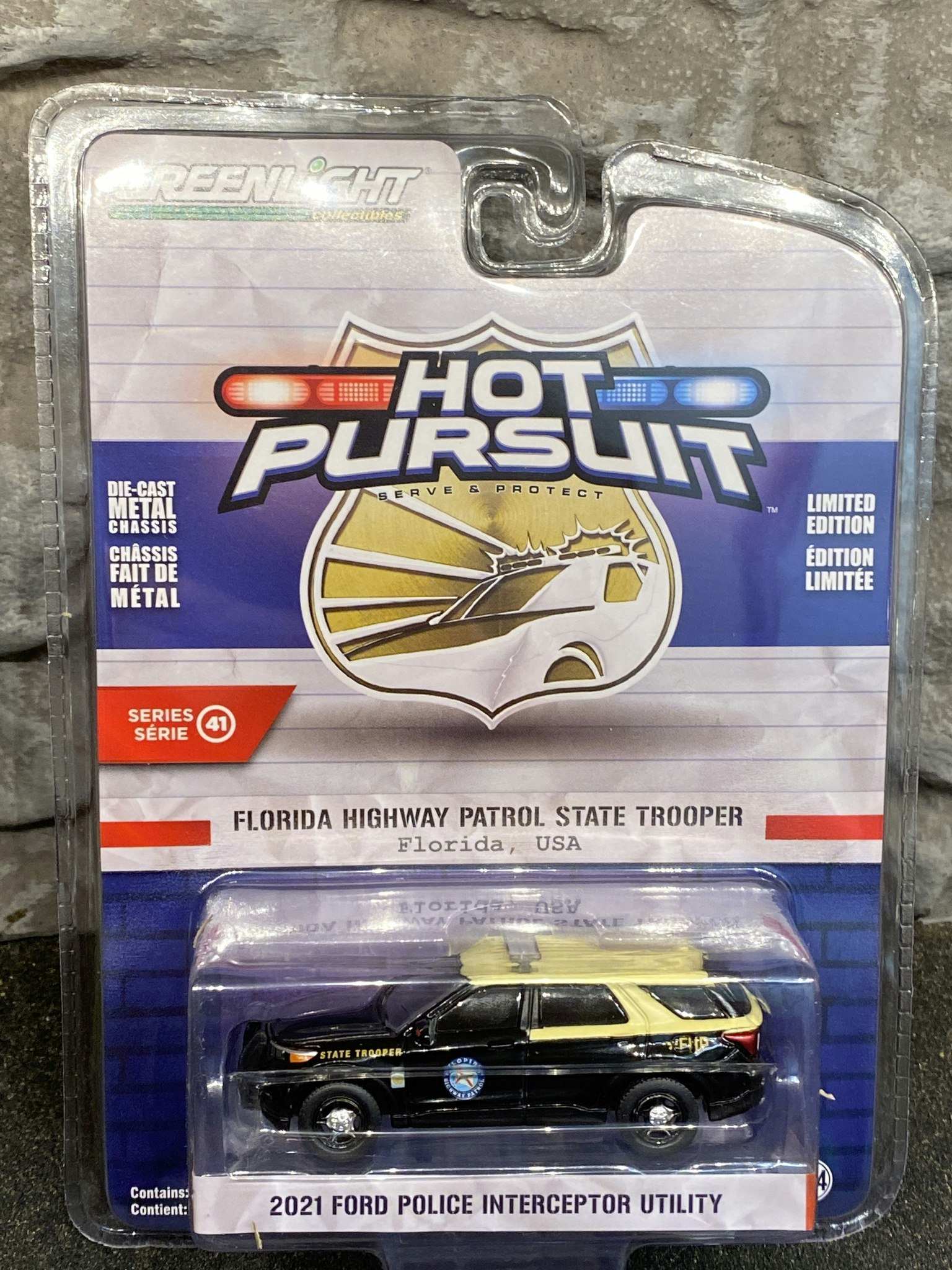 Skala 1/64 Ford Police Interceptor Utility 2021' "Hot Pursuit" från Greenlight